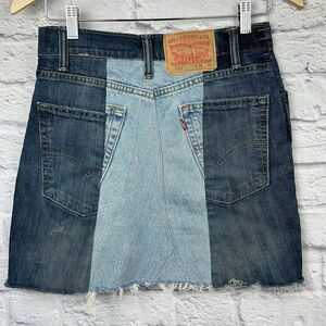 Levis Denim Mini Skirt Womens S Waist 26 Patchwork Y2K Distressed Raw Hem‎